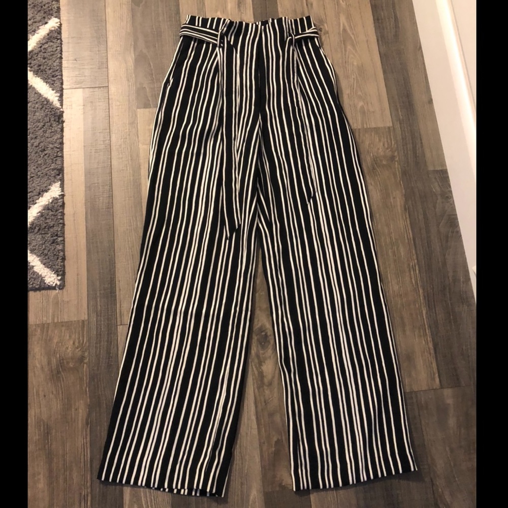 Striped pants with belt
